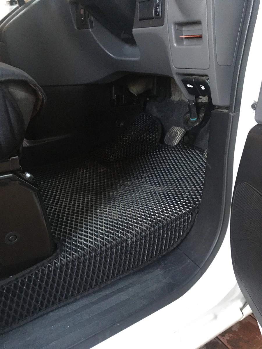коврики эва для nissan-nv-200-pravyy-rul-2009-n-v_14-03-24_04-14-32_122.webp