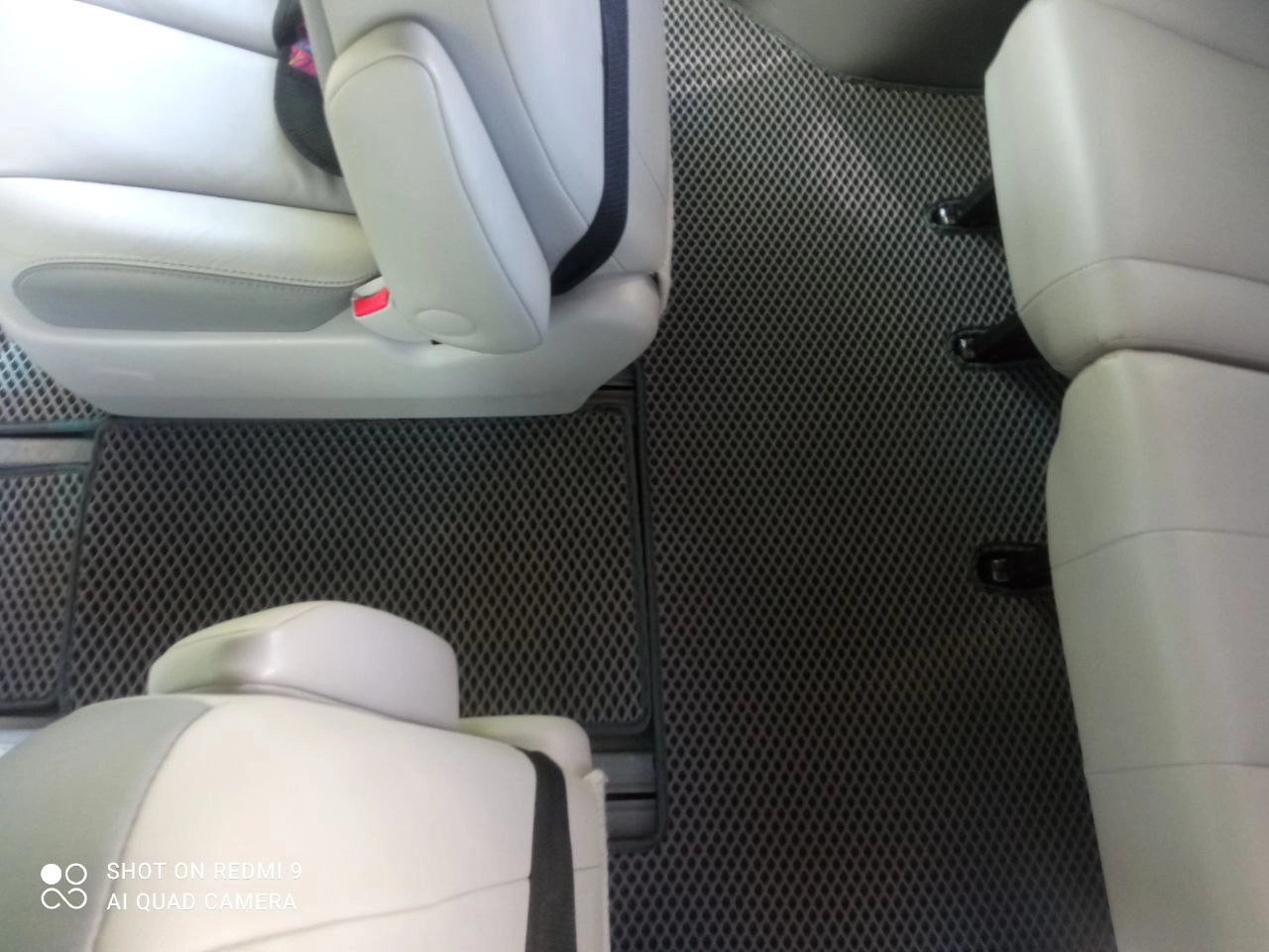 коврики эва для toyota-sienna-iii-2010-2017_29-04-24_11-23-52_249.webp