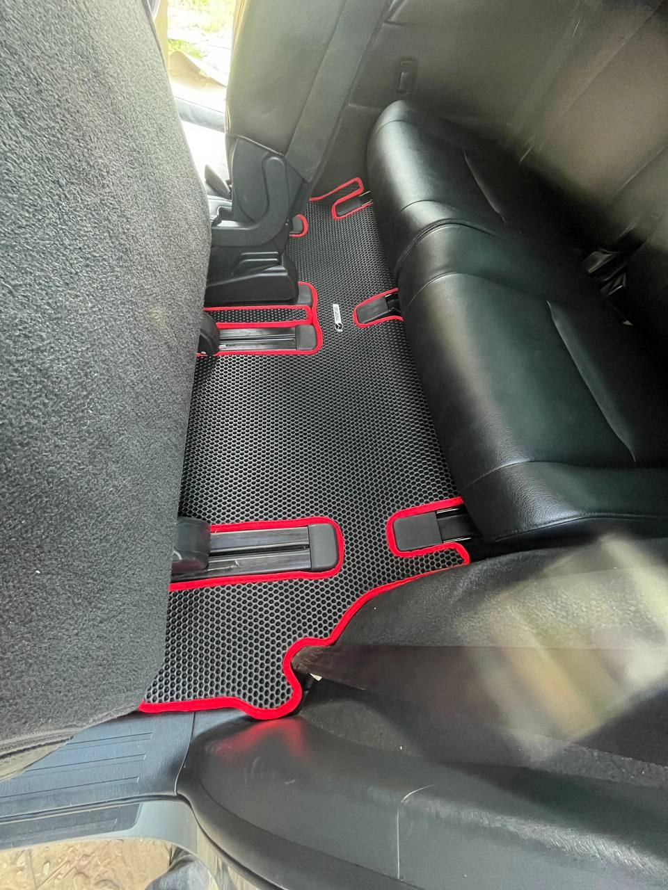 коврики эва для mazda-cx-9-i-2006-2016_10-07-24_04-54-22_978.webp